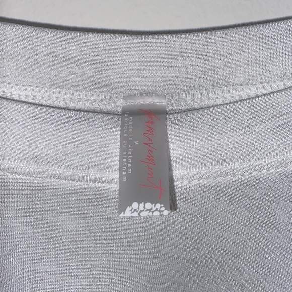 Free People Movement Women’s Breezy Tempo Long Sleeve Tee, NWT - Picture 9 of 13